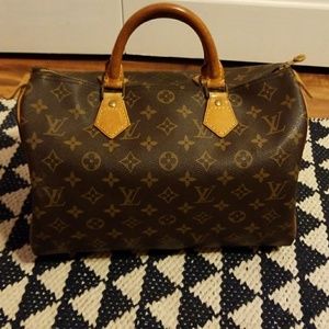 Louis Vuitton Speedy 30